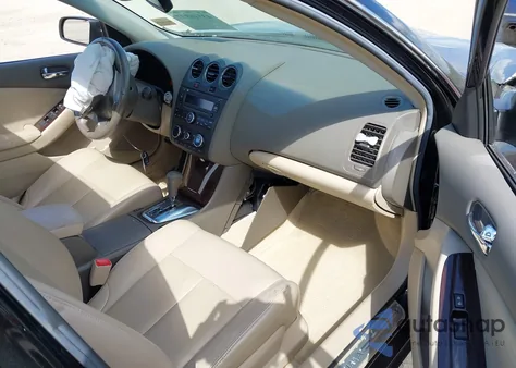 2010 Nissan Altima 2.5 S from USA, damaged, VIN 1N4AL2AP1AN552880